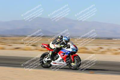 media/Jan-14-2024-SoCal Trackdays (Sun) [[2e55ec21a6]]/Back Straight Speed Pans (1145am)/